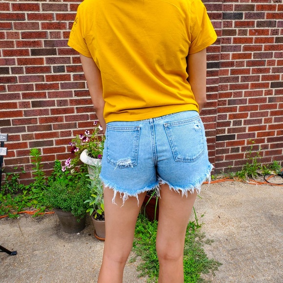 Madewell’s The Perfect Cut-Off Jean Shorts size 24 - Picture 2 of 4